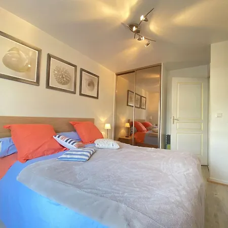 Le France, T2 Traversant - Face Avec Garage - - Pt300-050 Apartmán